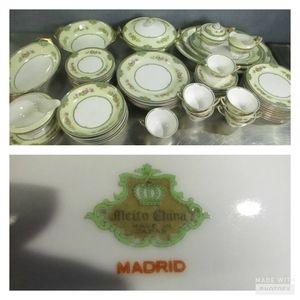 Vintage Meito China Madrid Dinnerware 66 Pcs